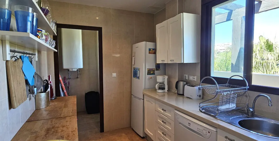 Sale of penthouse in Casares Playa 7