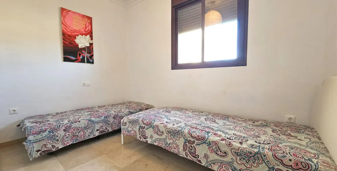 Sale of penthouse in Casares Playa 13