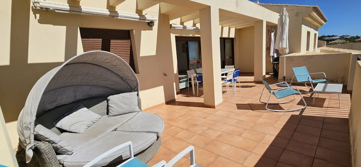 Продажа пентхауса в Casares Playa 2