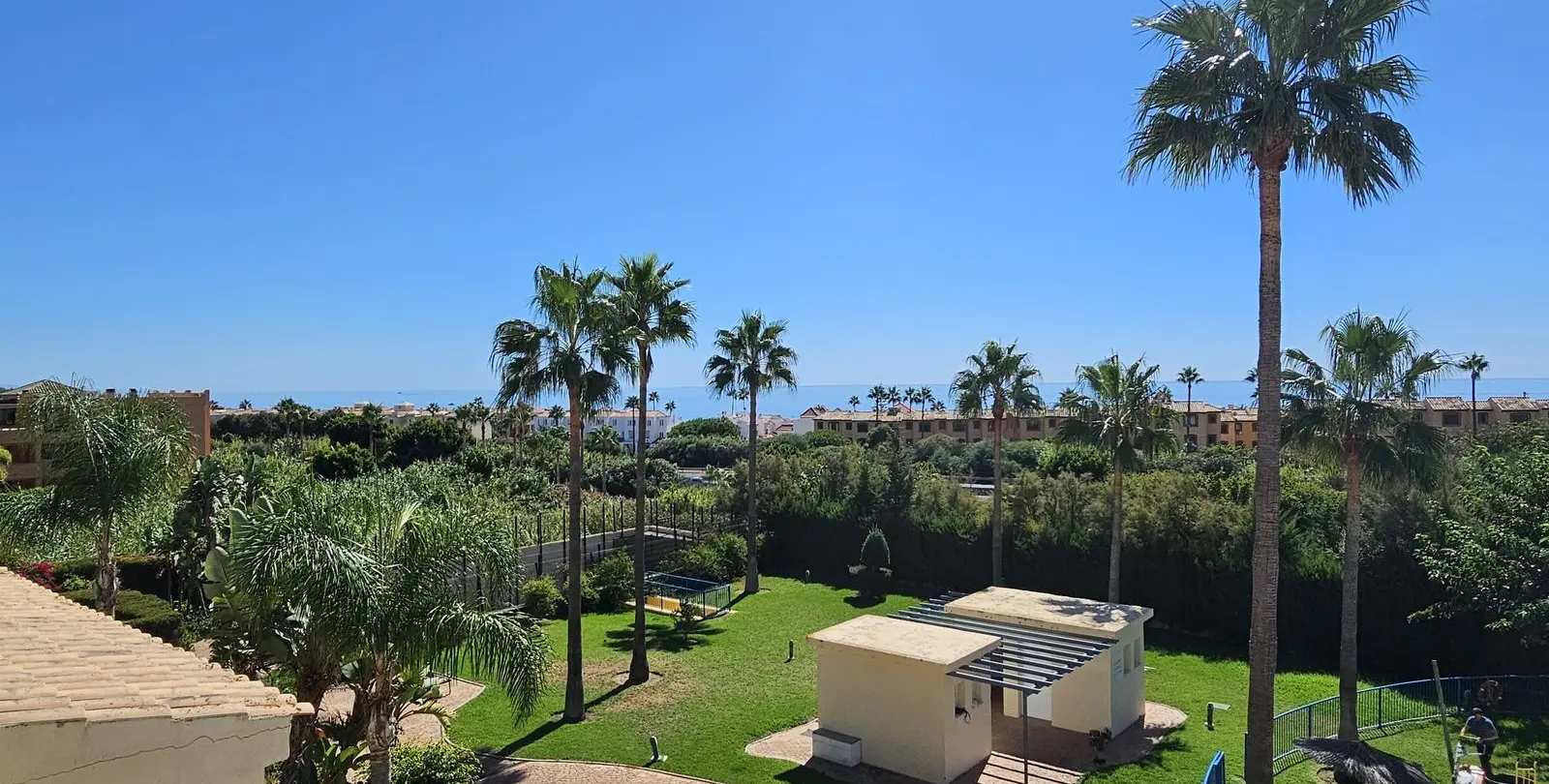 Продажа пентхауса в Casares Playa 18