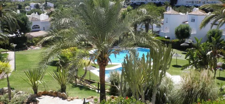 Sale of townhouse in Estepona 0