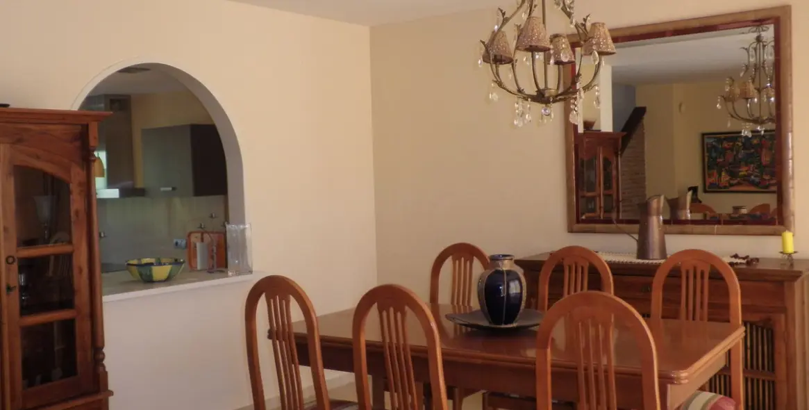 Sale of townhouse in Estepona 8