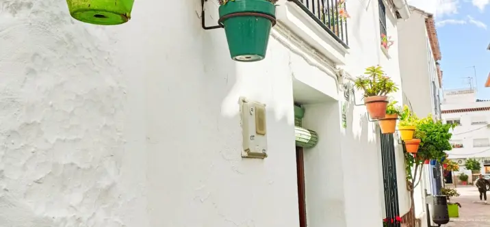 Sale of townhouse in Estepona 0