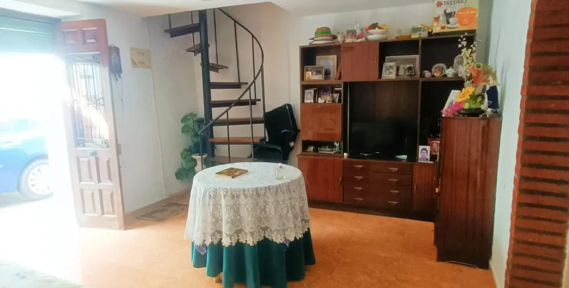 Sale of townhouse in Estepona 4