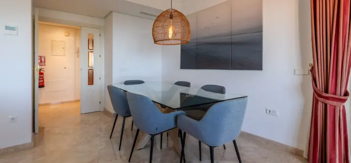 Sale of penthouse in La Mairena 1