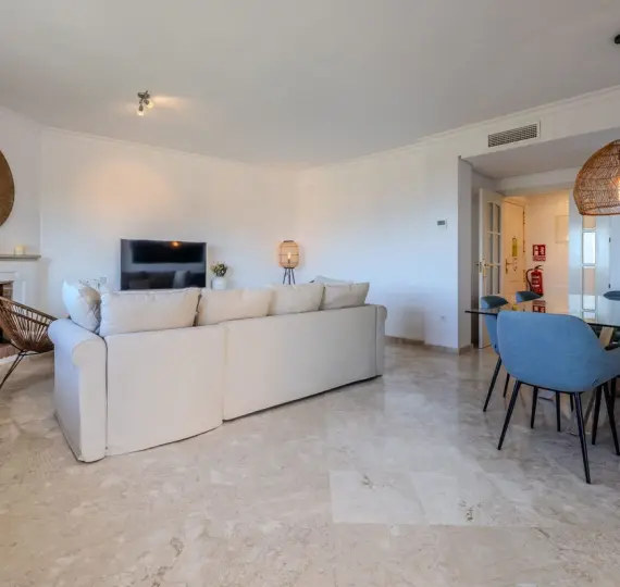 Sale of penthouse in La Mairena