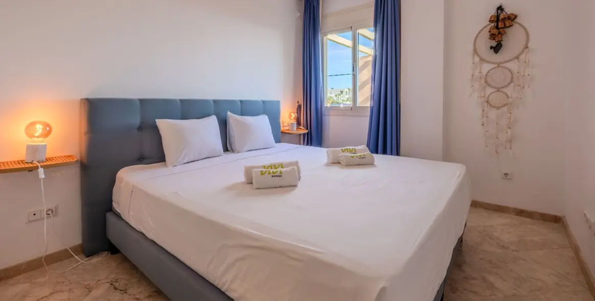 Sale of penthouse in La Mairena 13