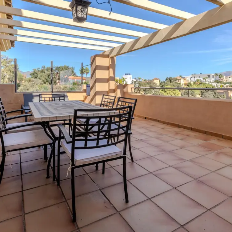 Sale of penthouse in La Mairena