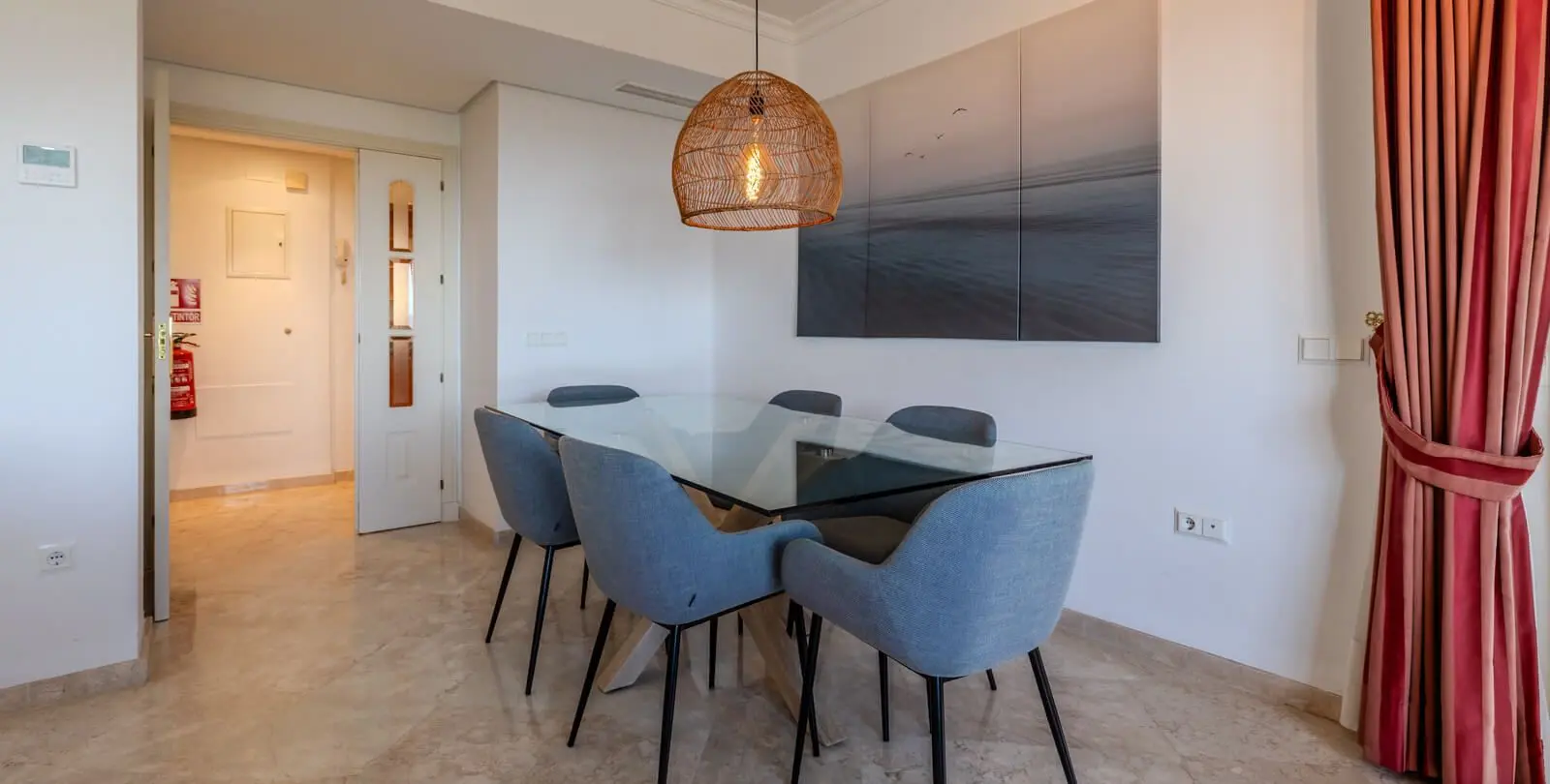 Sale of penthouse in La Mairena 6