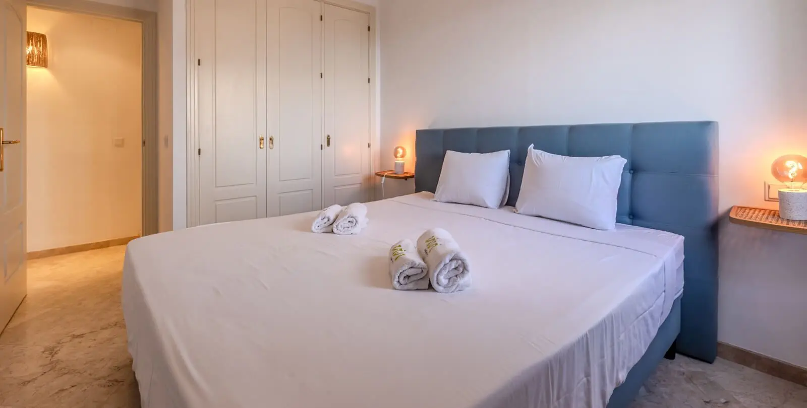 Sale of penthouse in La Mairena 13