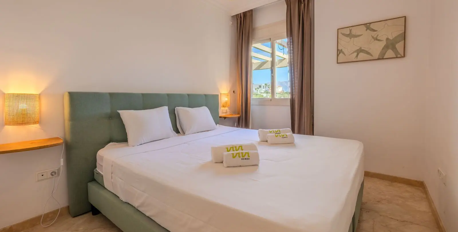 Sale of penthouse in La Mairena 17