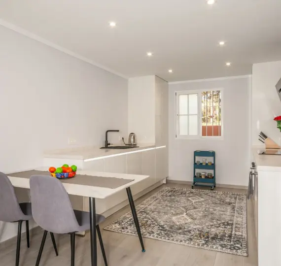 Sale of ground floor apartment in Elviria