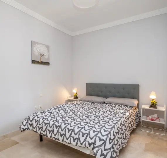 Sale of ground floor apartment in Elviria