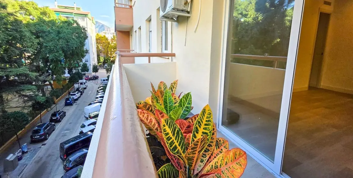 Продажа апартаментов на среднем этаже в Fuengirola 1