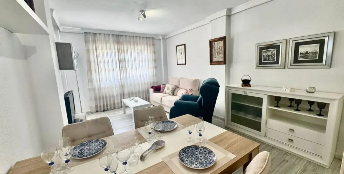 Продажа апартаментов на среднем этаже в Torremolinos 1