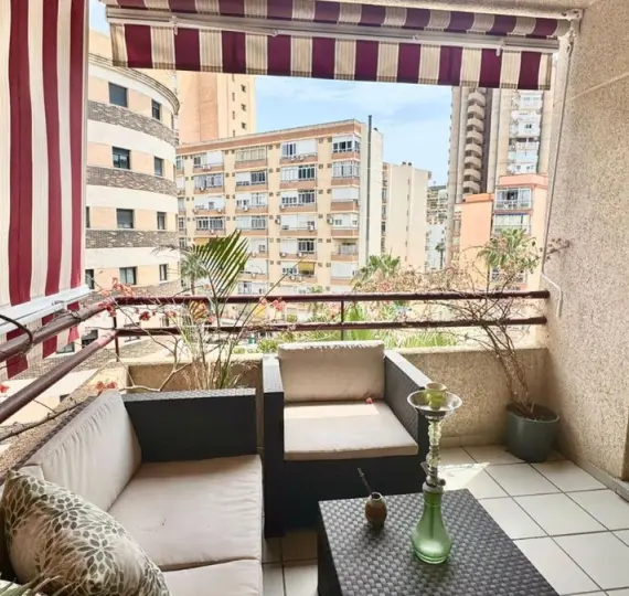Venta de apartamento en planta media en Torremolinos