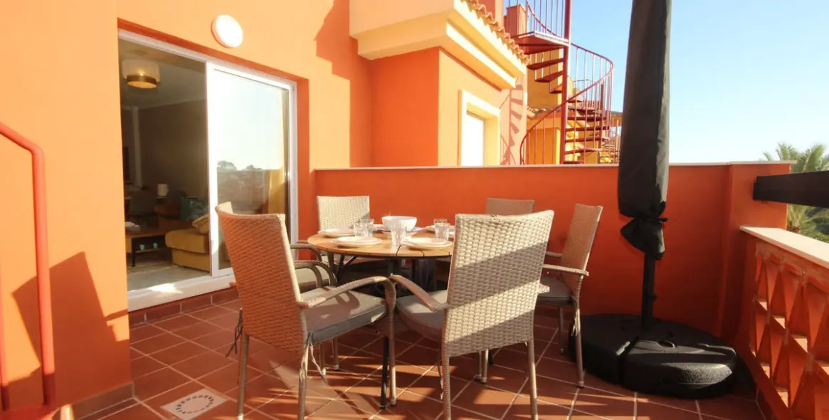 Sale of penthouse duplex in Reserva de Marbella 2