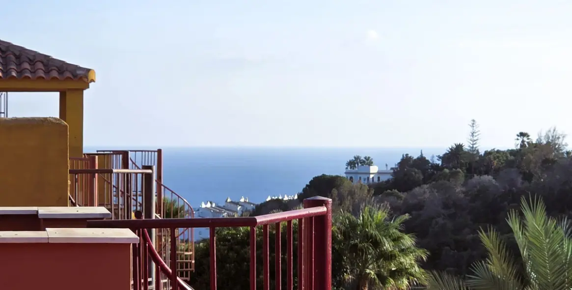 Sale of penthouse duplex in Reserva de Marbella 4