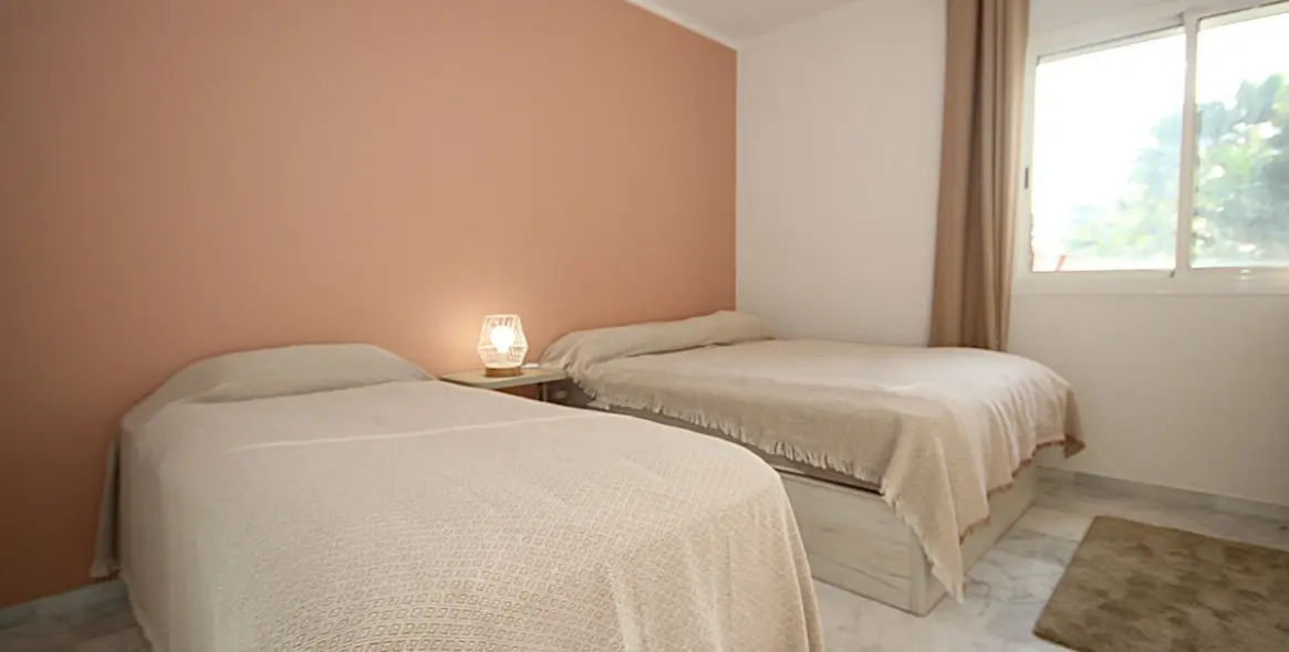 Sale of penthouse duplex in Reserva de Marbella 15