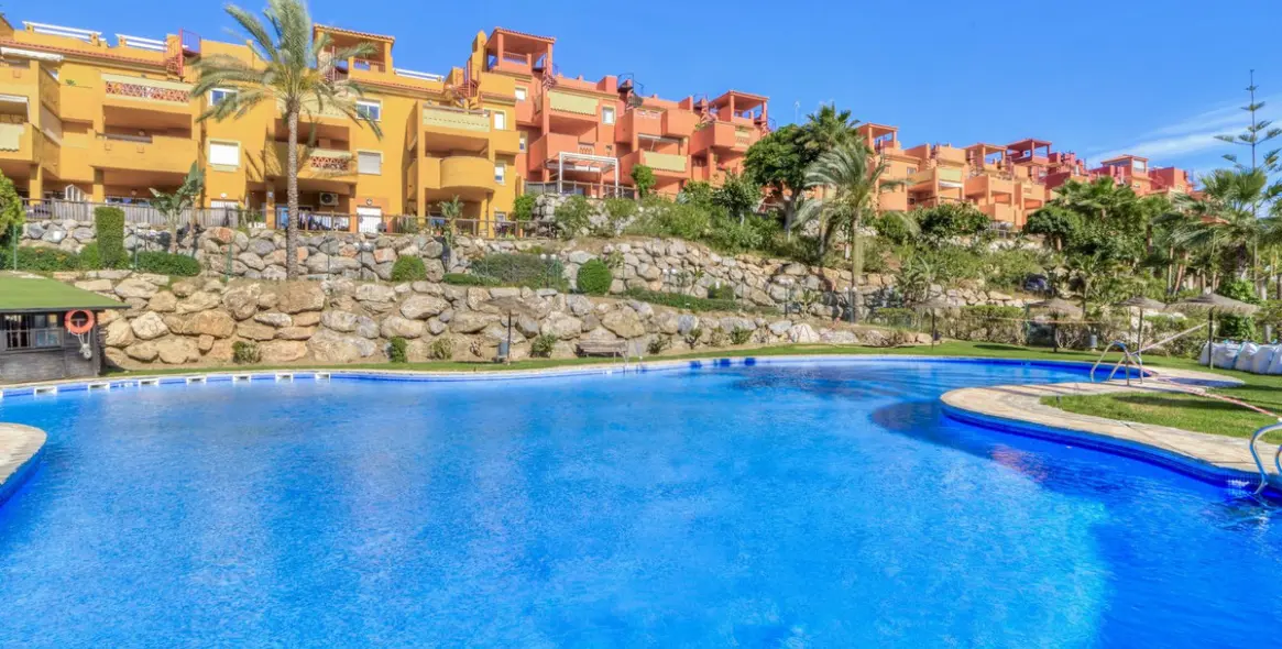 Продажа двухуровневого пентхауса в Reserva de Marbella 28