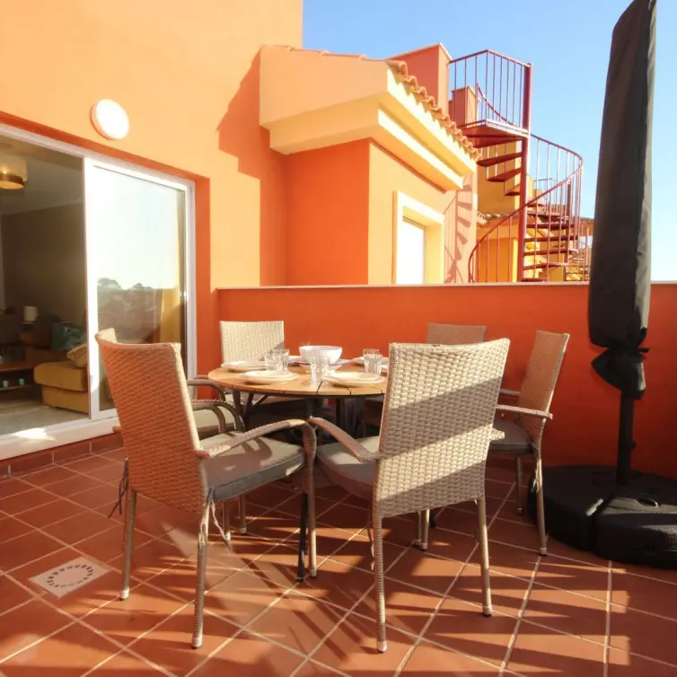 Sale of penthouse duplex in Reserva de Marbella