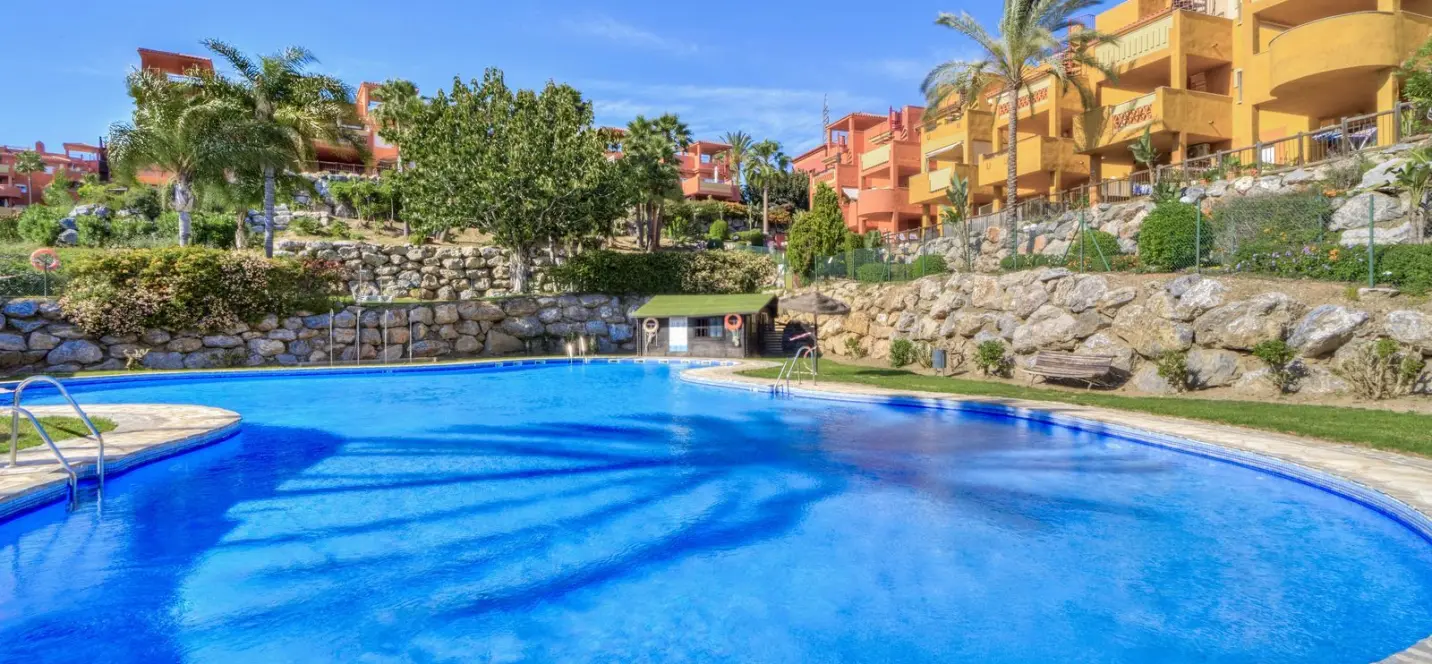 Sale of penthouse duplex in Reserva de Marbella 2