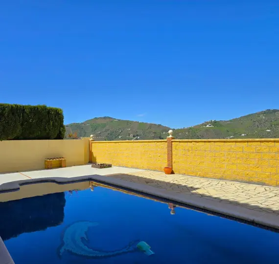 Sale of detached villa in Canillas de Albaida