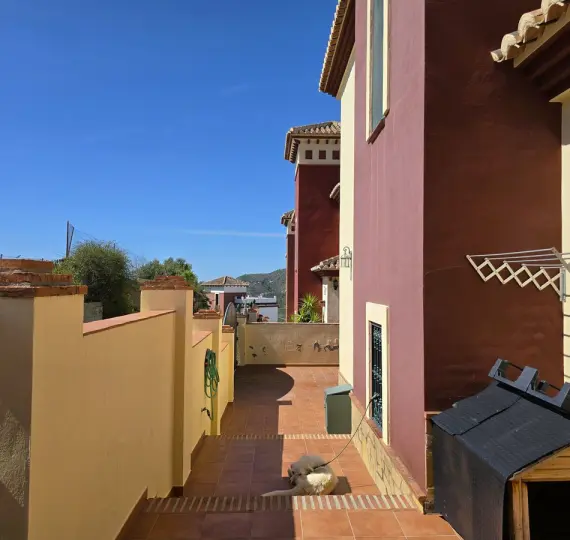 Sale of detached villa in Canillas de Albaida