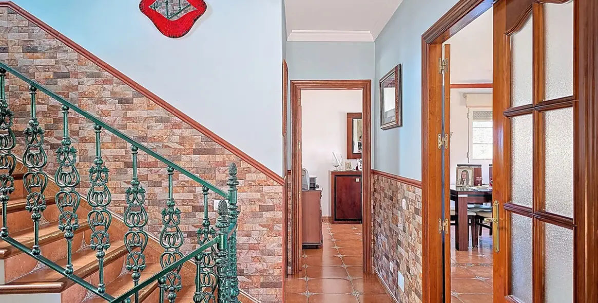 Sale of detached villa in Canillas de Albaida 6