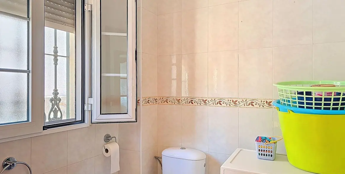 Sale of detached villa in Canillas de Albaida 7