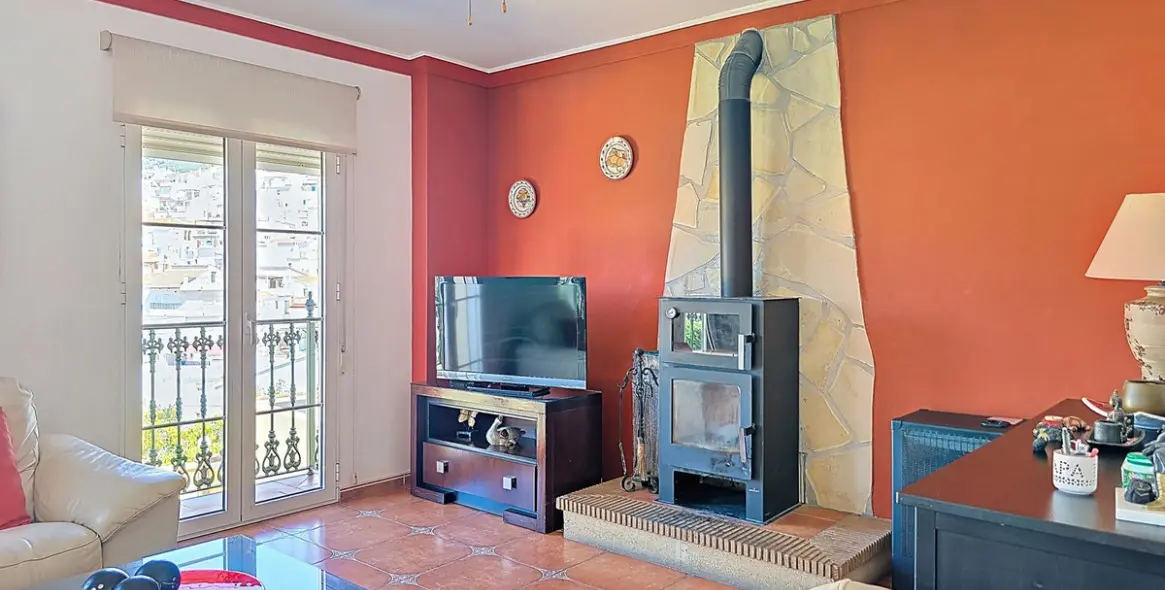 Sale of detached villa in Canillas de Albaida 8