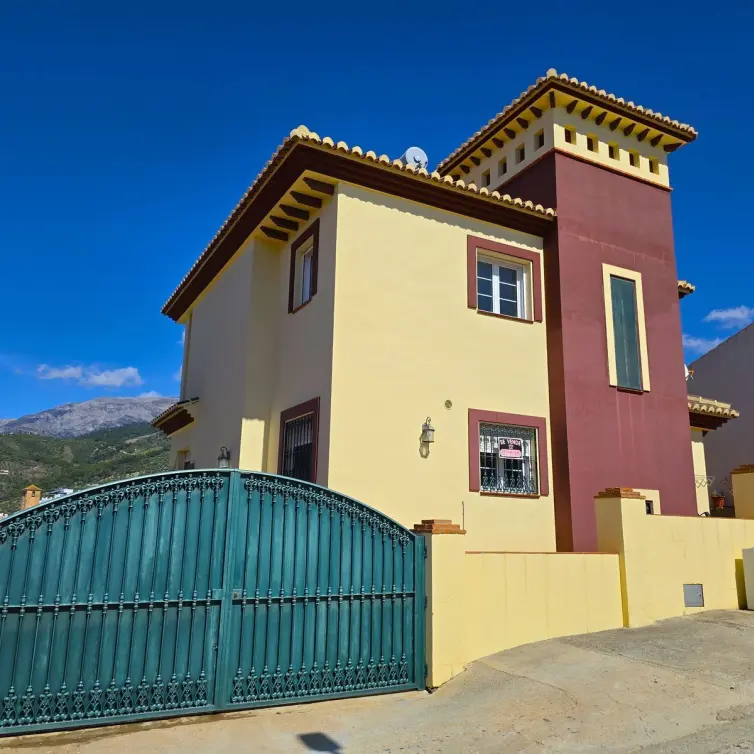 Venta de villa independiente en Canillas de Albaida
