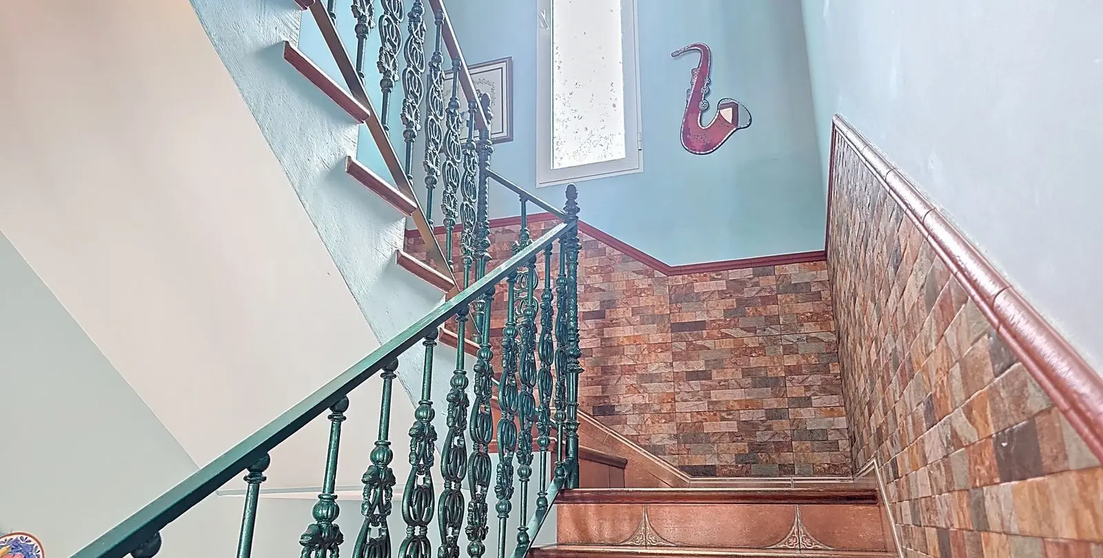 Sale of detached villa in Canillas de Albaida 17