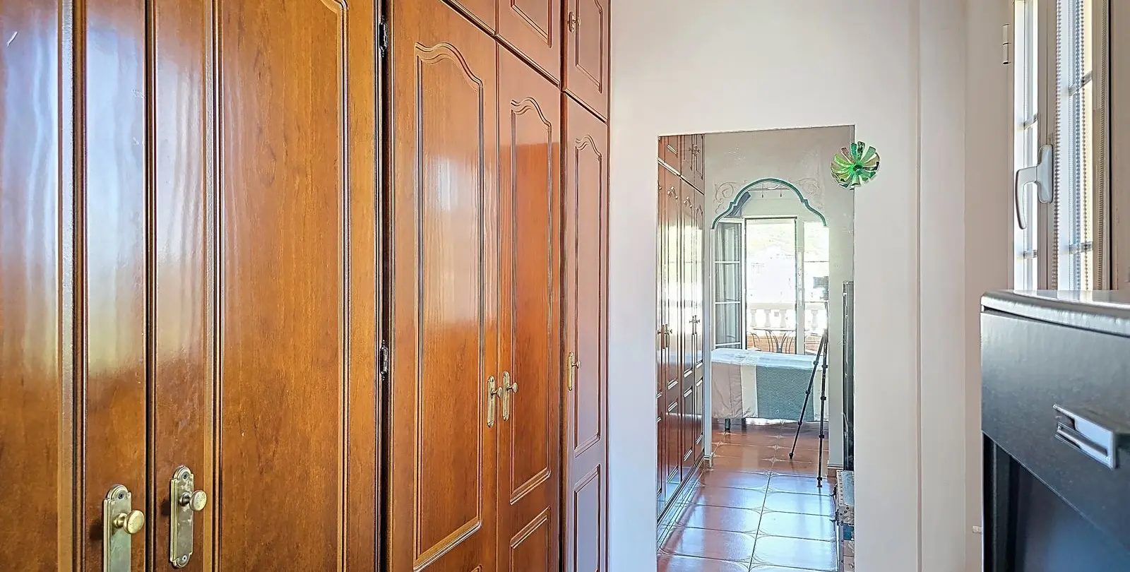 Sale of detached villa in Canillas de Albaida 28