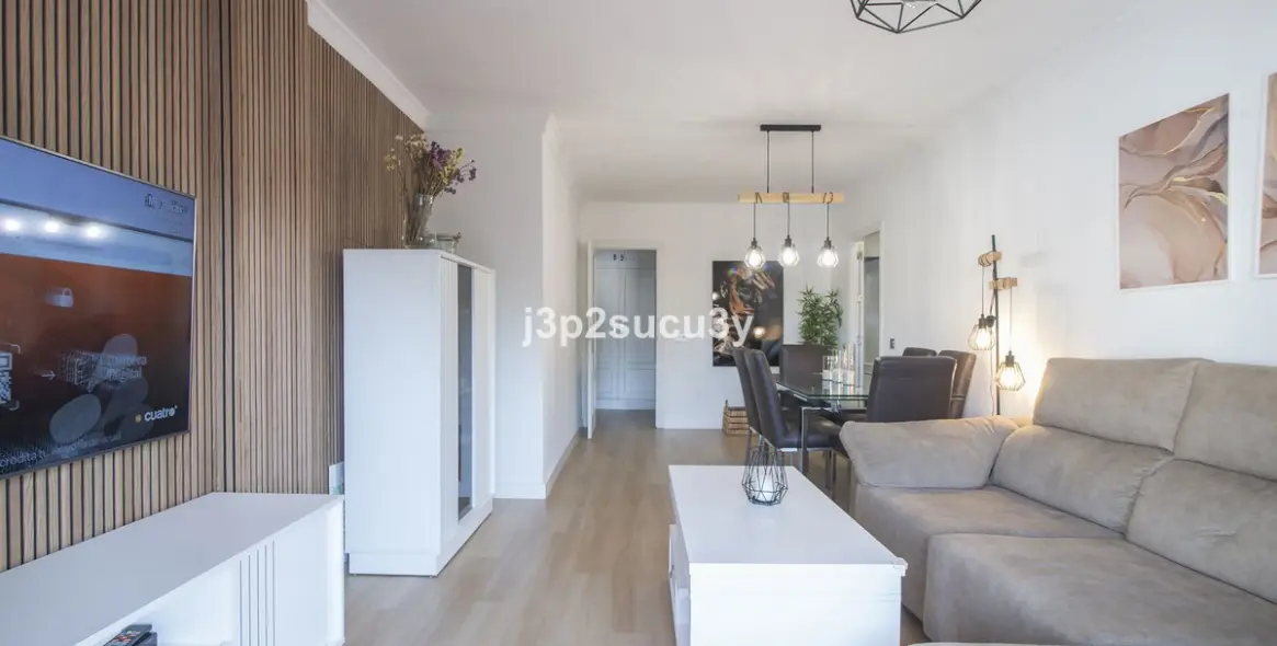 Sale of middle floor apartment in San Pedro de Alcántara 1