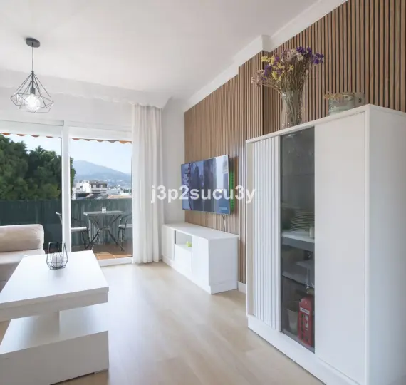 Sale of middle floor apartment in San Pedro de Alcántara