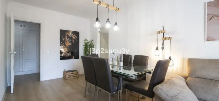 Sale of middle floor apartment in San Pedro de Alcántara 4