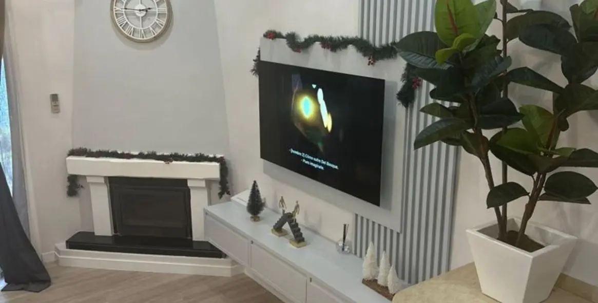 Sale of townhouse in Estepona 2