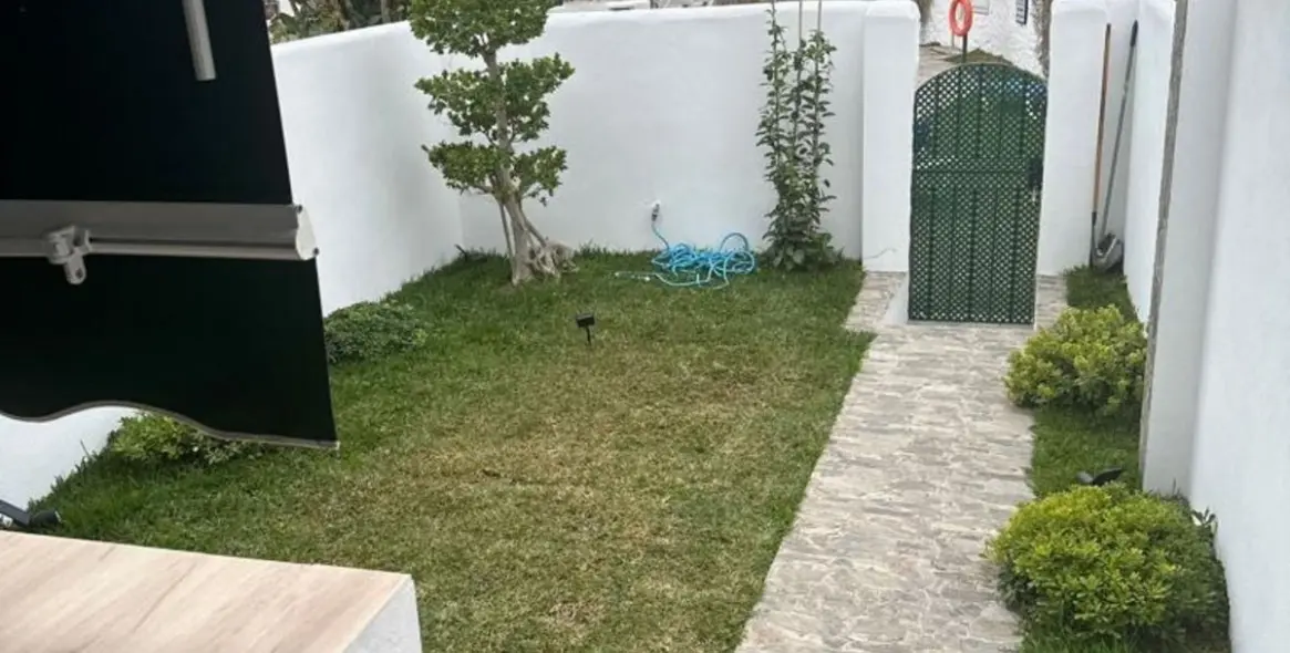 Sale of townhouse in Estepona 3