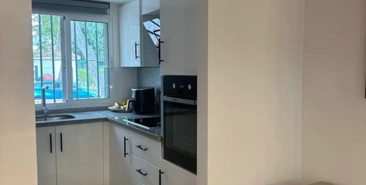 Sale of townhouse in Estepona 5