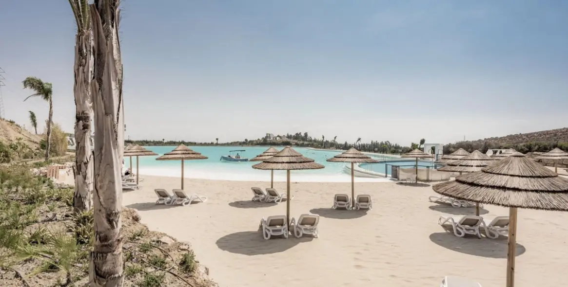 Sale of middle floor apartment in Casares 21