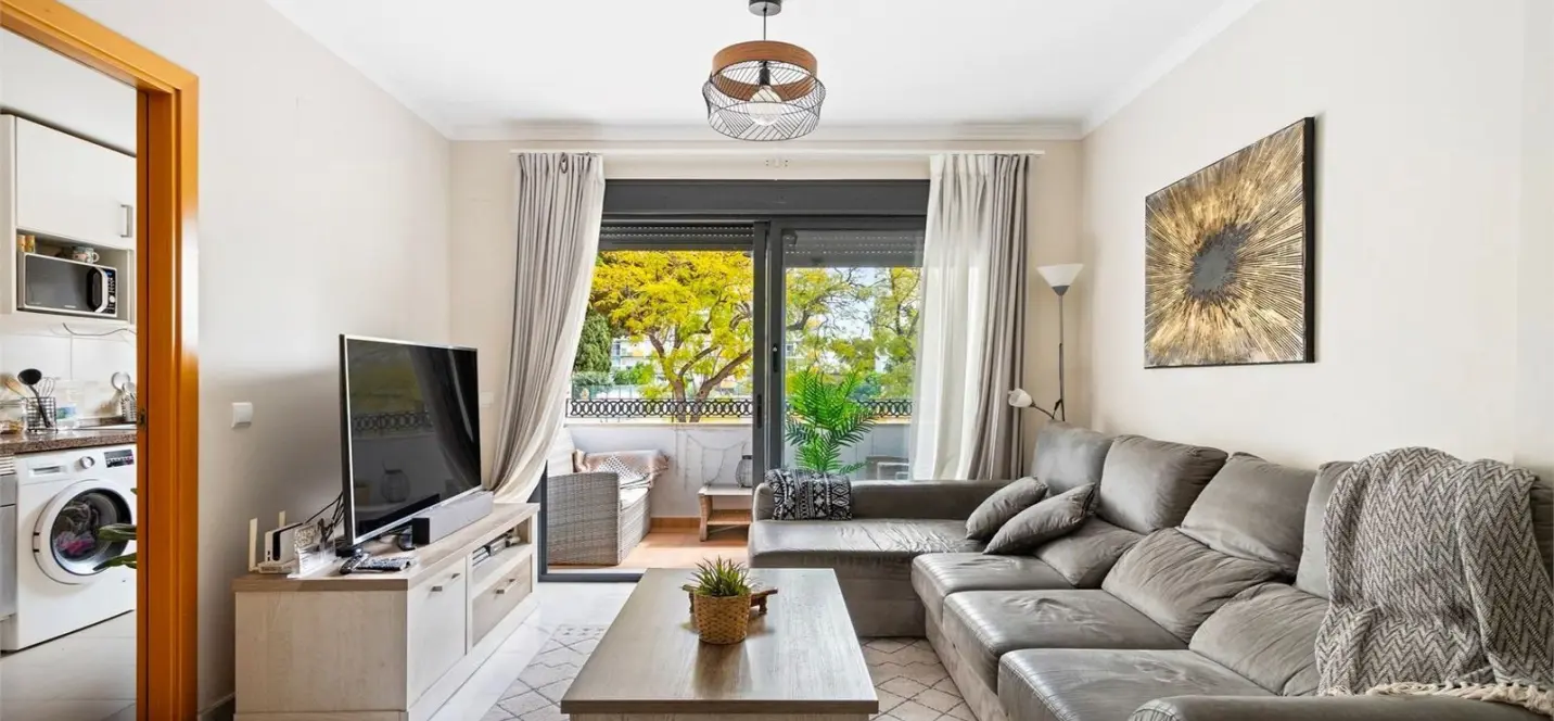 Sale of townhouse in Benalmadena Costa 1