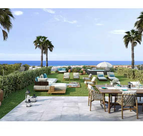 Sale of ground floor apartment in Casares