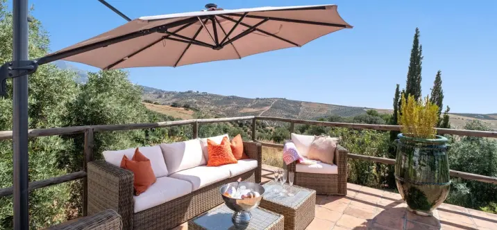 Sale of finca - cortijo in Tolox 4