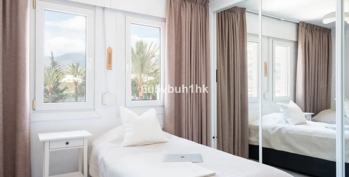 Sale of penthouse in Benalmadena Costa 10