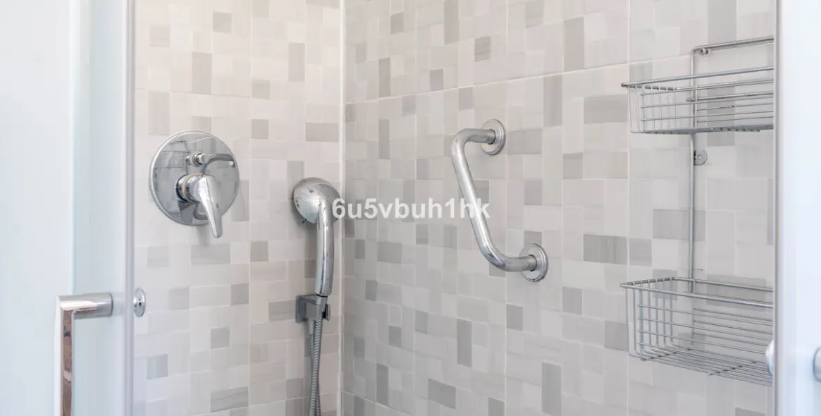 Sale of penthouse in Benalmadena Costa 14