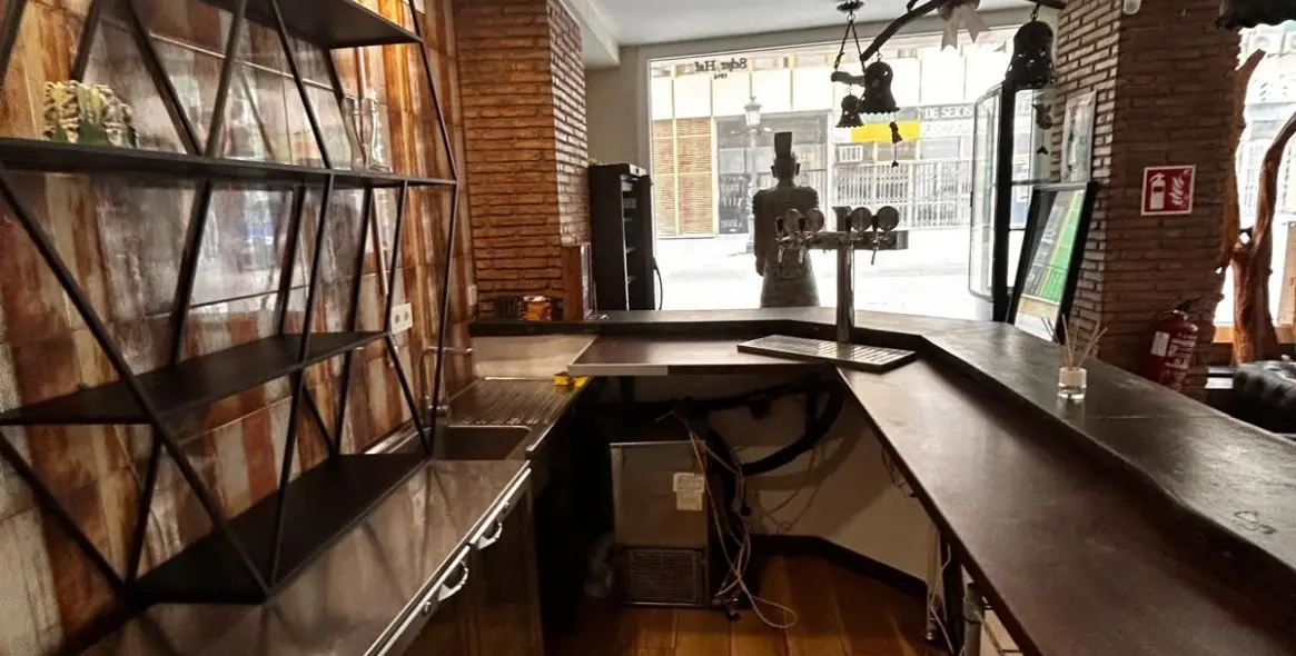 Sale of bar in Marbella 1