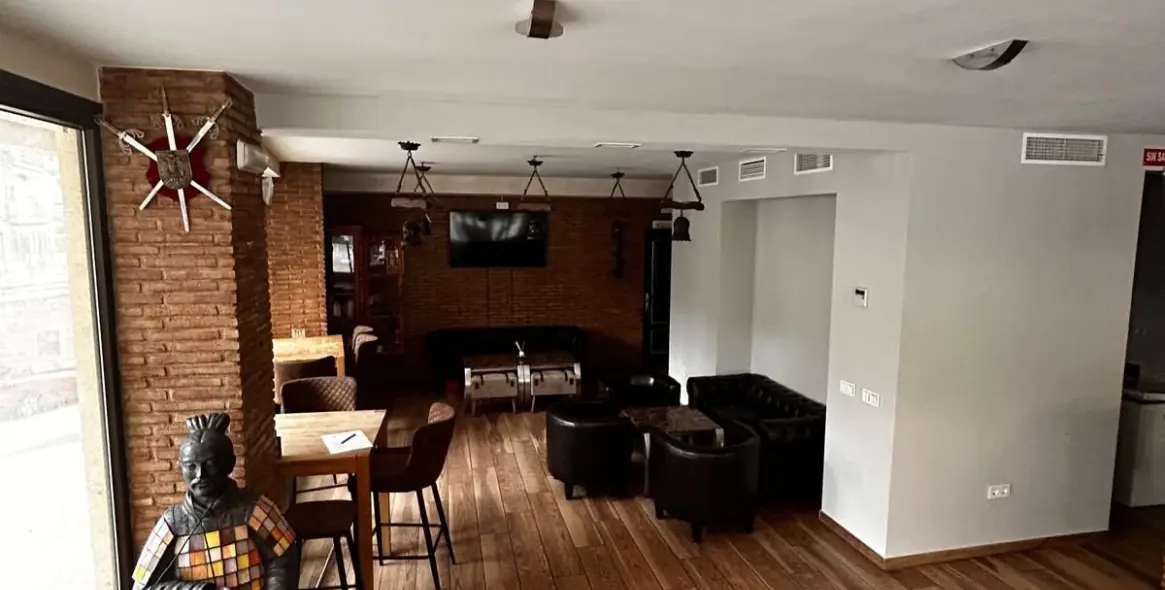 Sale of bar in Marbella 2