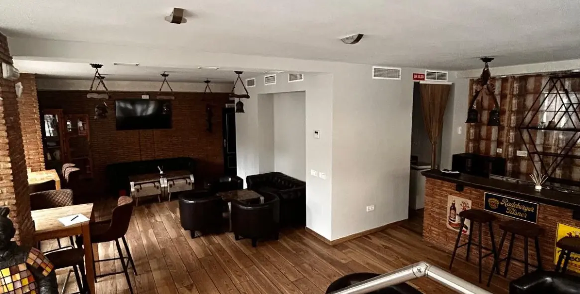 Sale of bar in Marbella 3