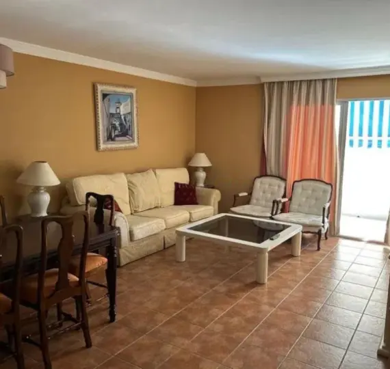 Продажа апартаментов на среднем этаже в Marbella